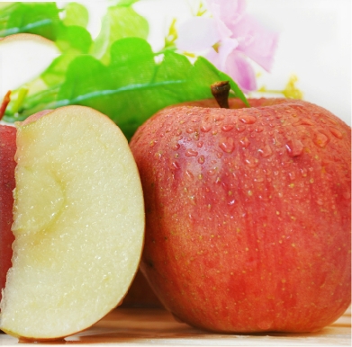 云南昭通冰糖心苹果30个野生丑苹果脆甜吃的新鲜水果有机绿色苹果